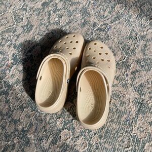 Women’s glittery cream platform crocs